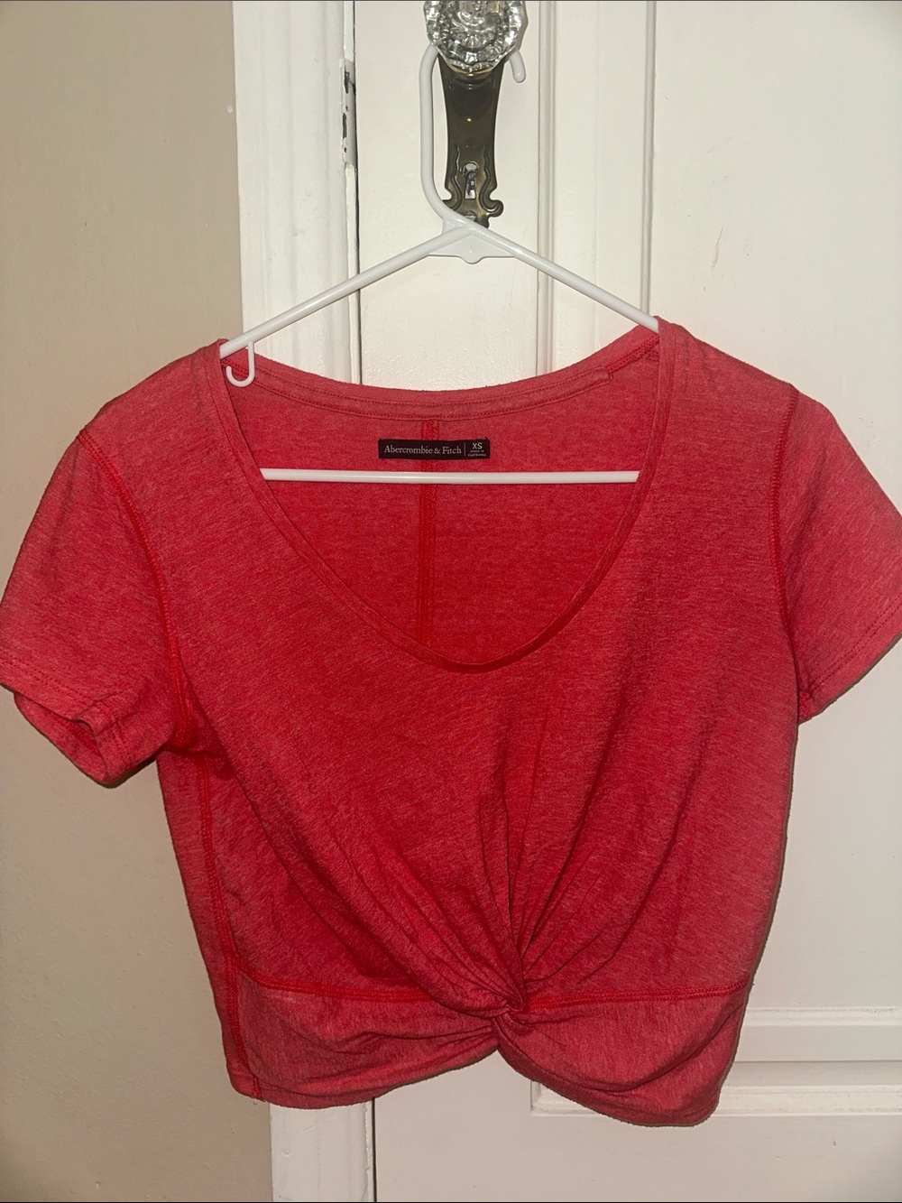 Abercrombie & Fitch Knot-Front Crop Tee
